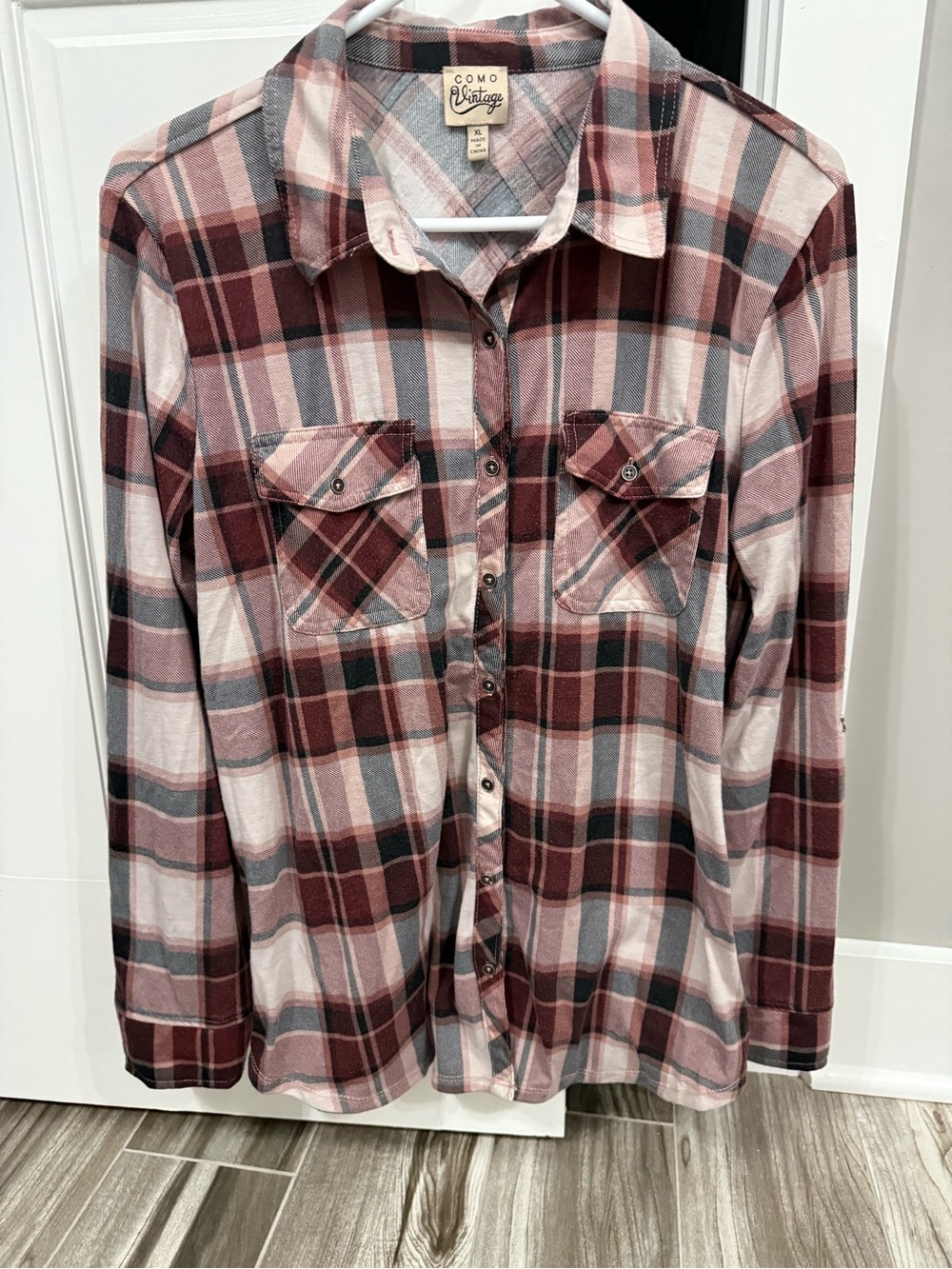 Como Vintage Women’s Plaid Button-Down Shirt
